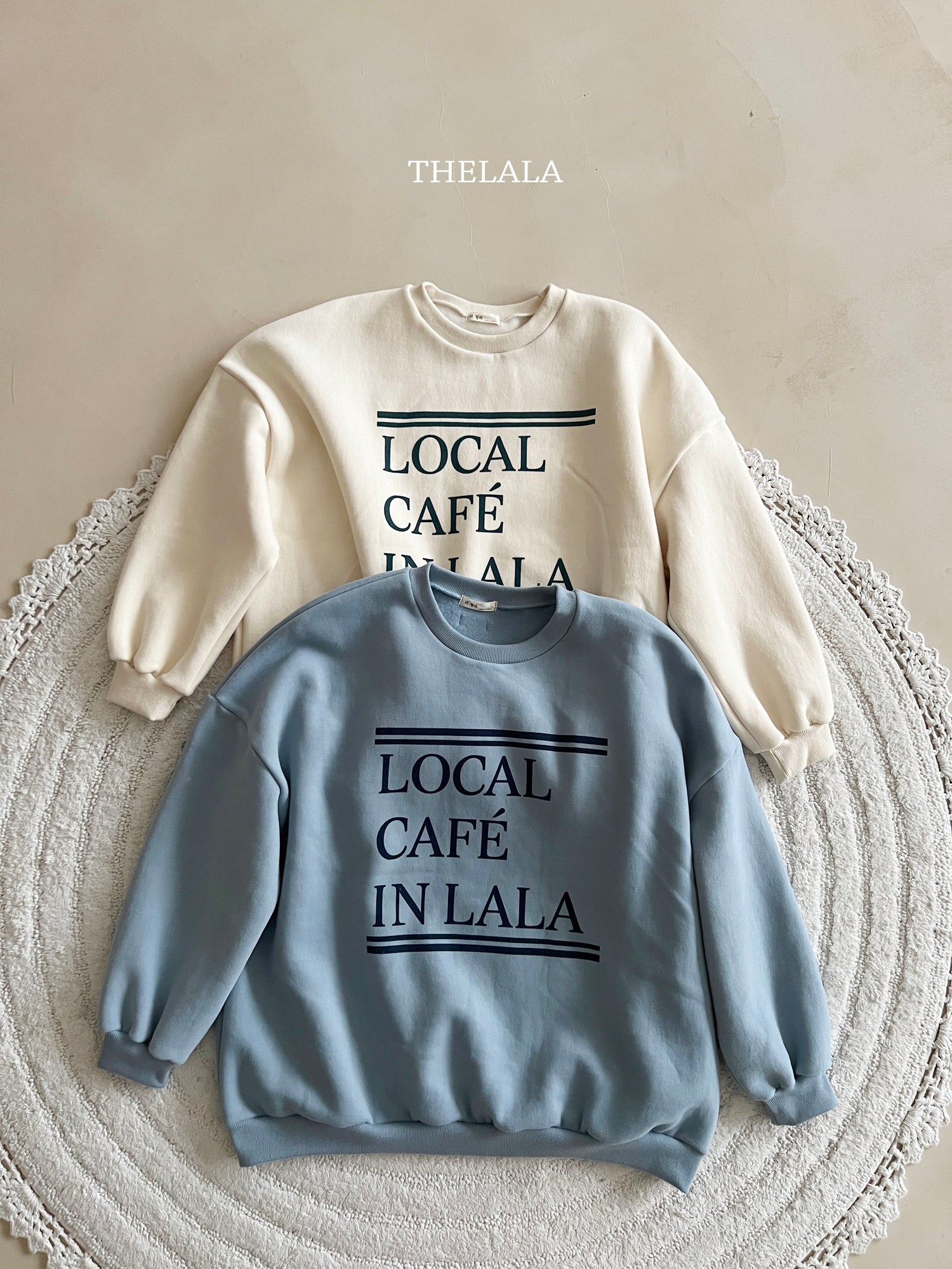 Cafe Sweatshirt (Mom)
