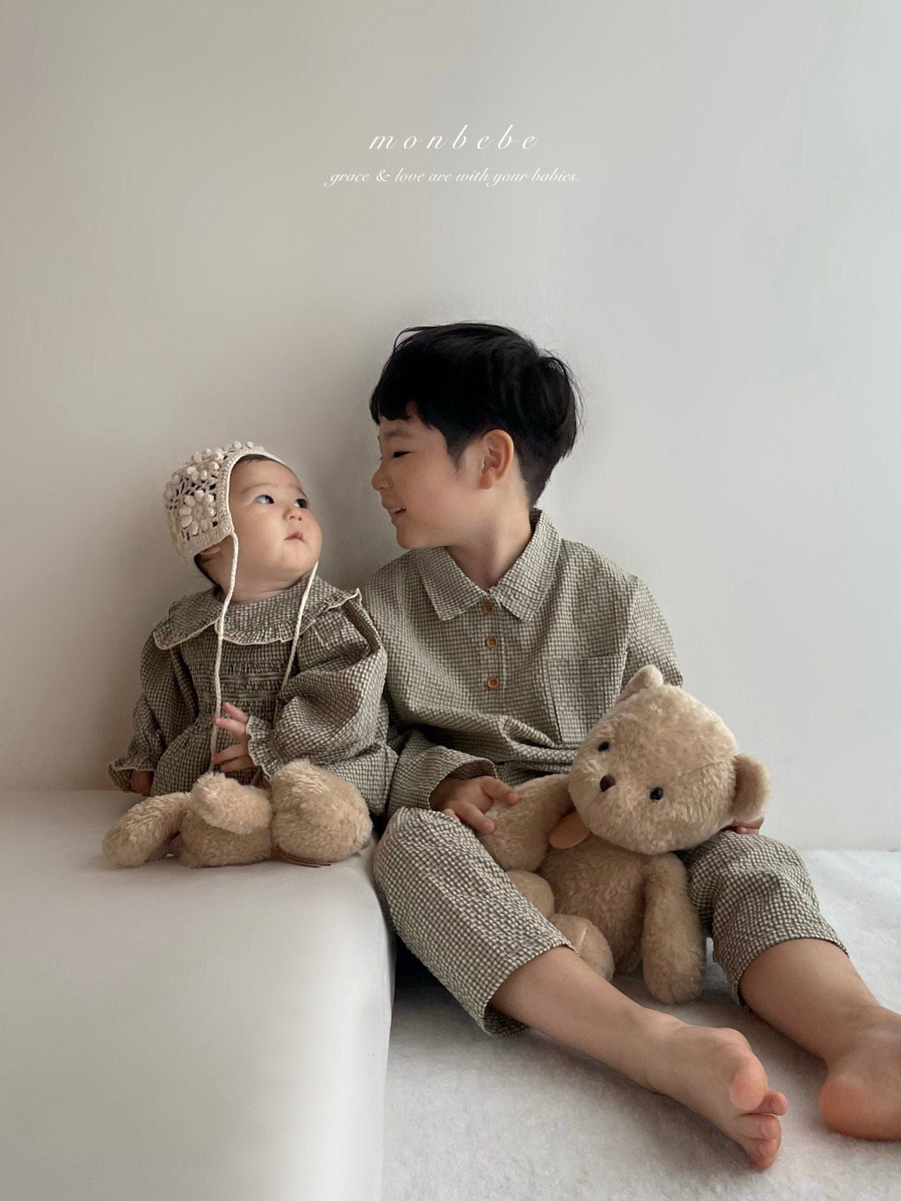 Autumn Zimmer Frill Suit