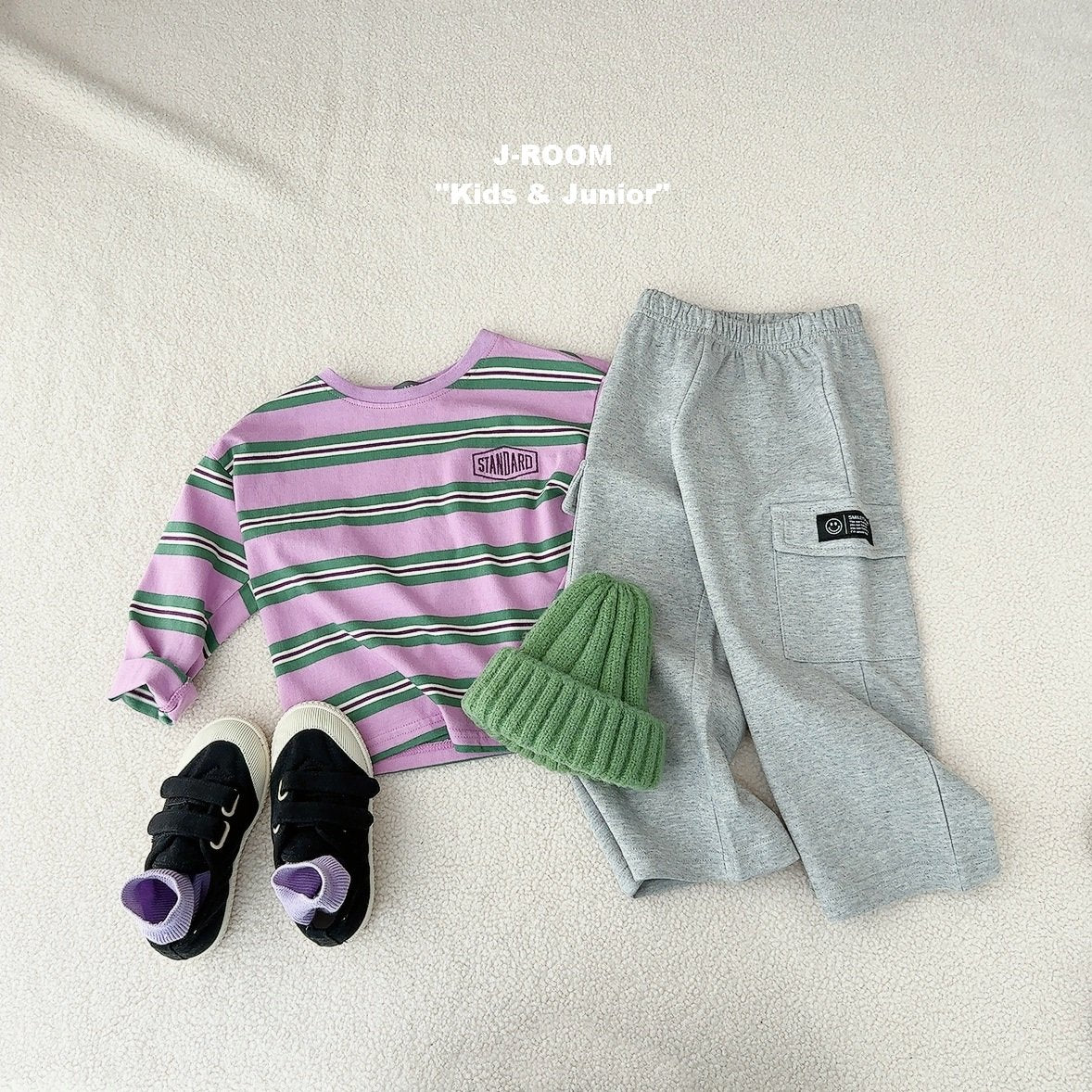 Pocket Label Wide Cargo Pants
