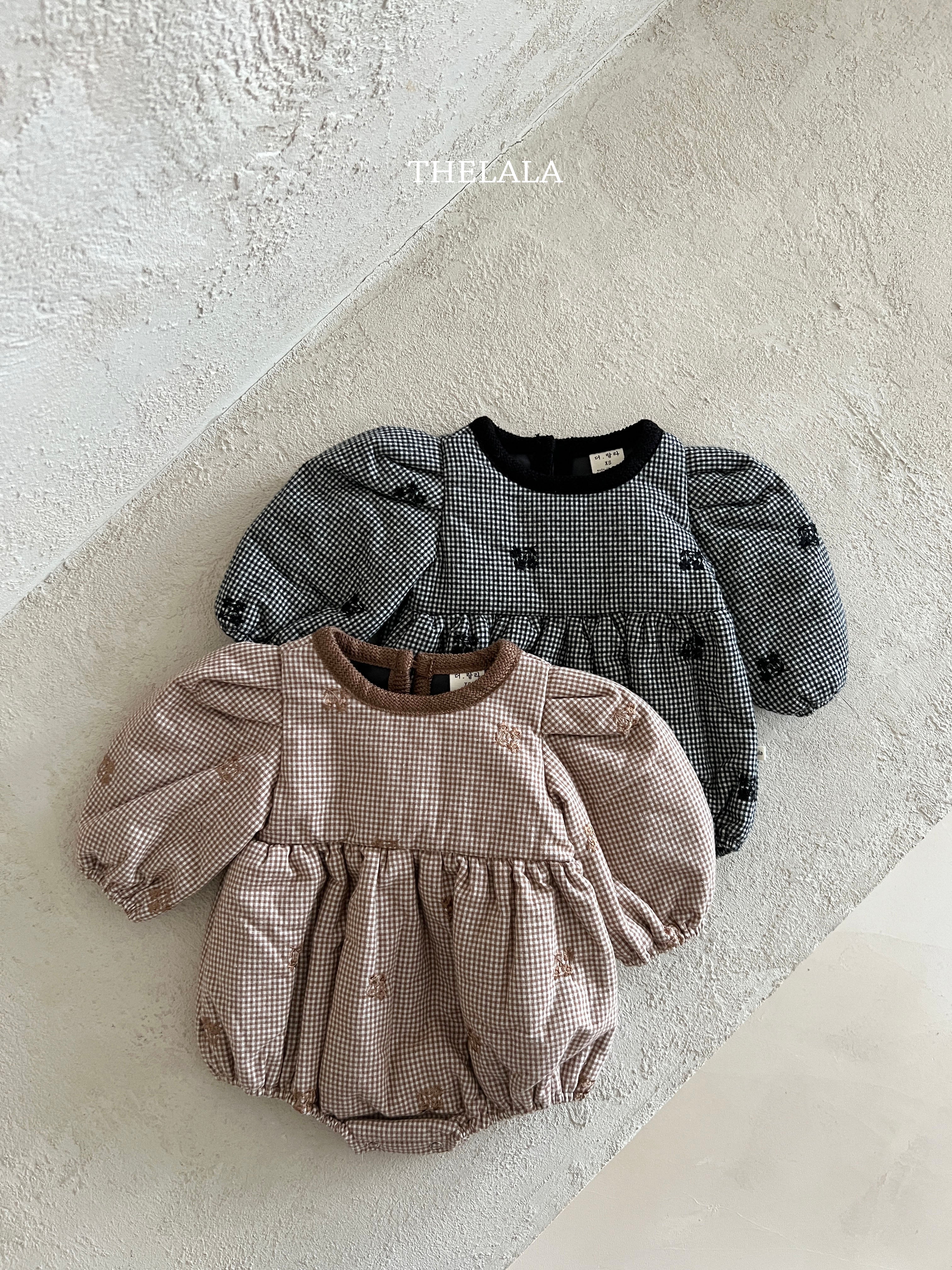 Pie Embroidery Suit