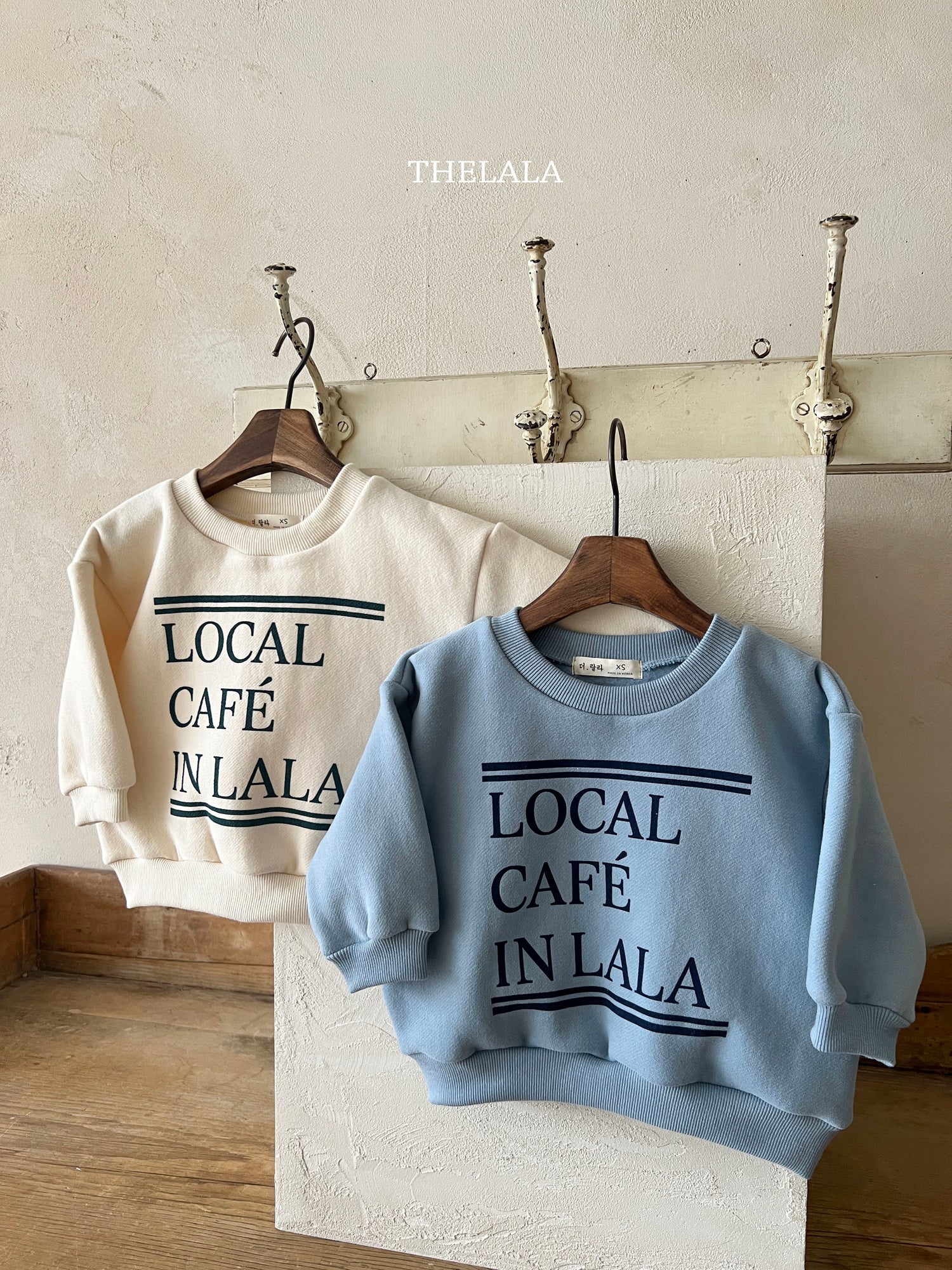 Cafe Sweatshirt