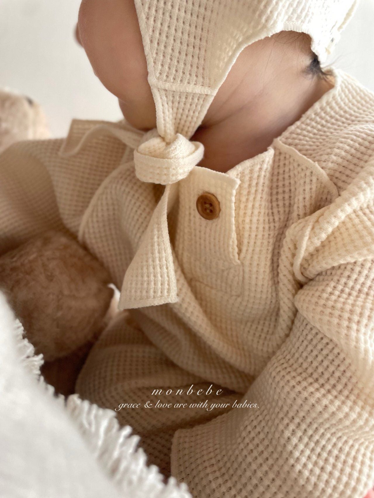 Pom Pom Waffle Suit (with Cone Hat)