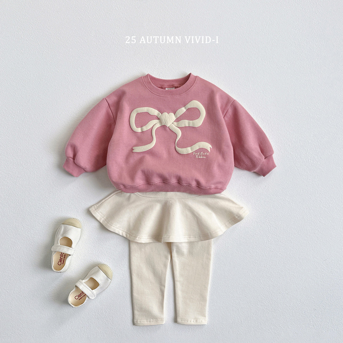 Ribbon Embossed Sweatshirt