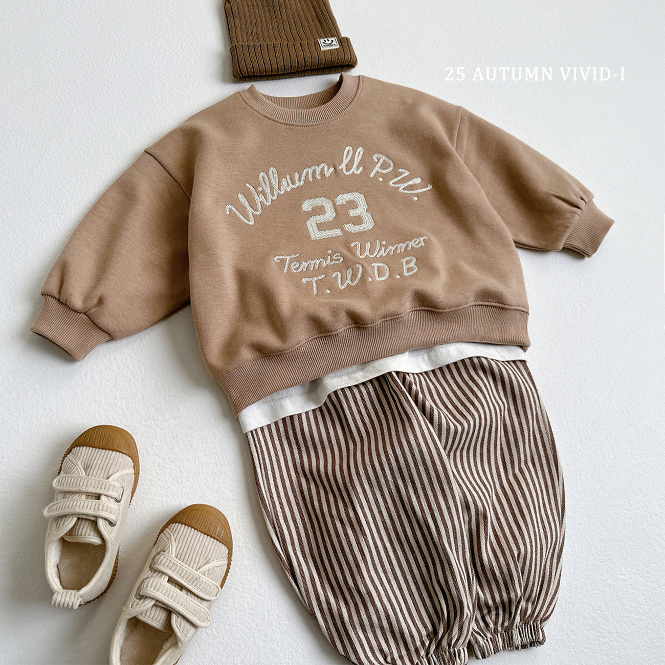 Chain Embroidery Set (Top + Bottom)