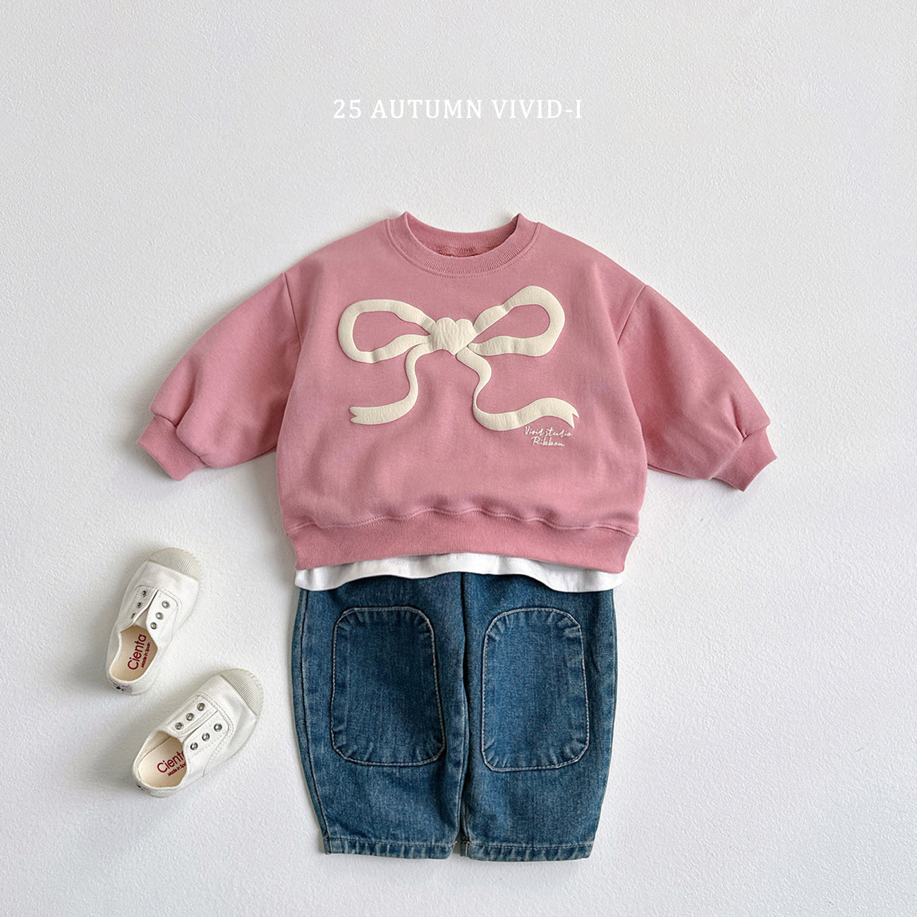 Ribbon Embossed Sweatshirt