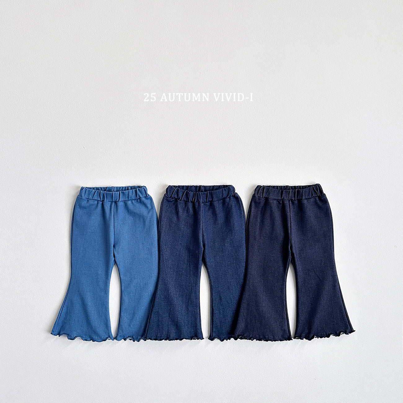 Diagonal Stretch Flared Pants