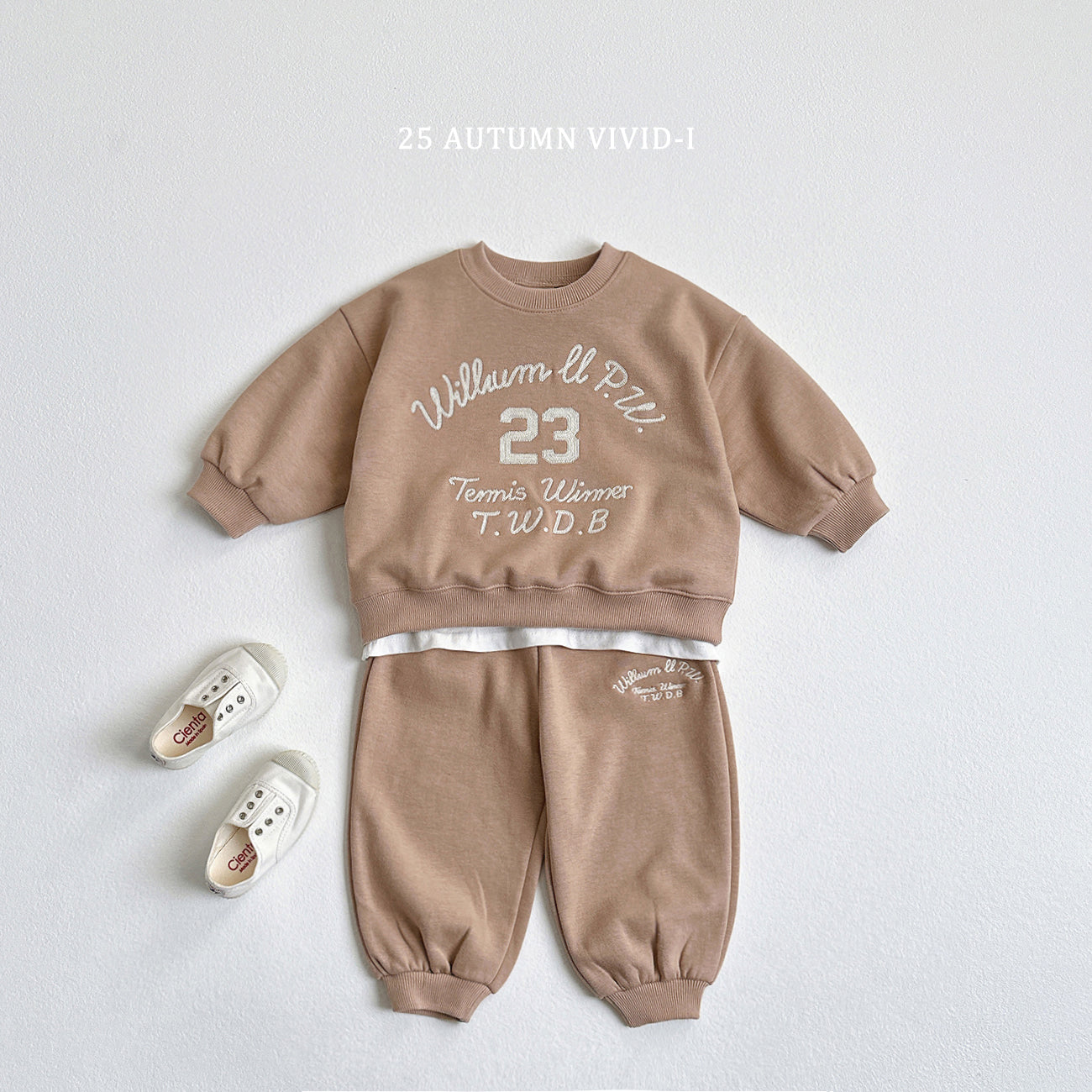 Chain Embroidery Set (Top + Bottom)