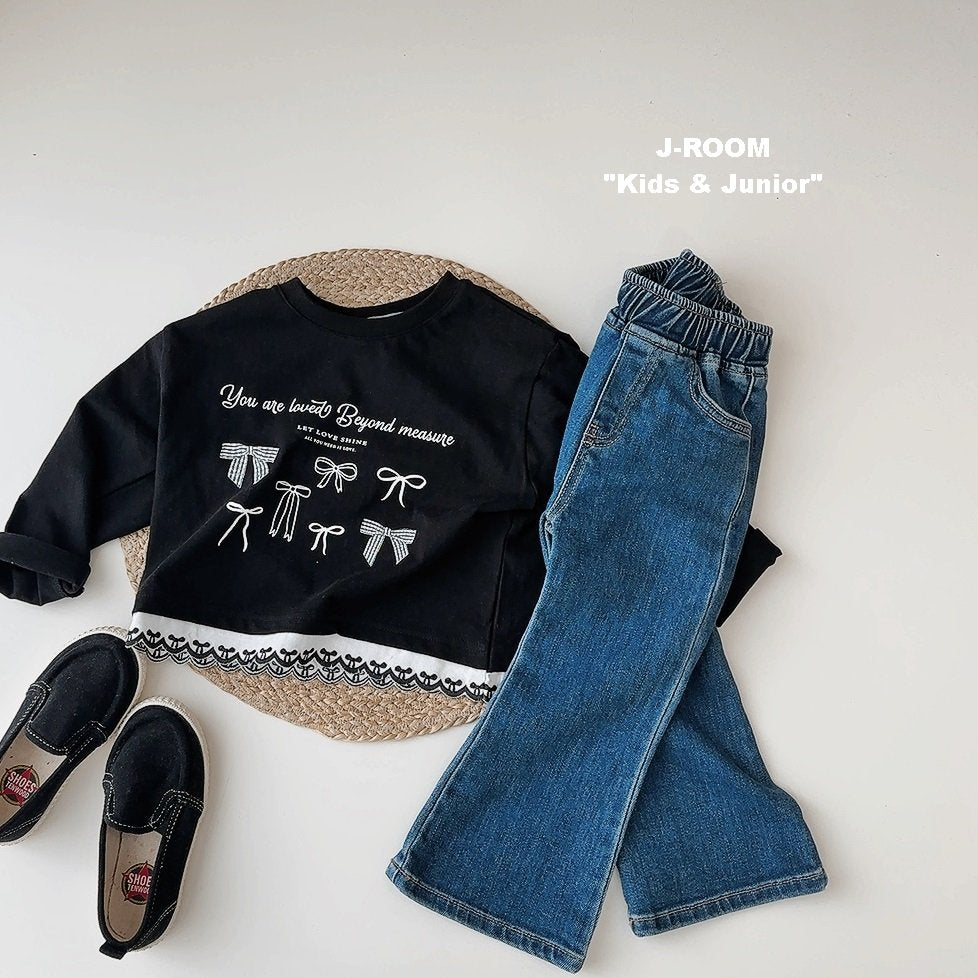 Ribbon Hem Lace Tee