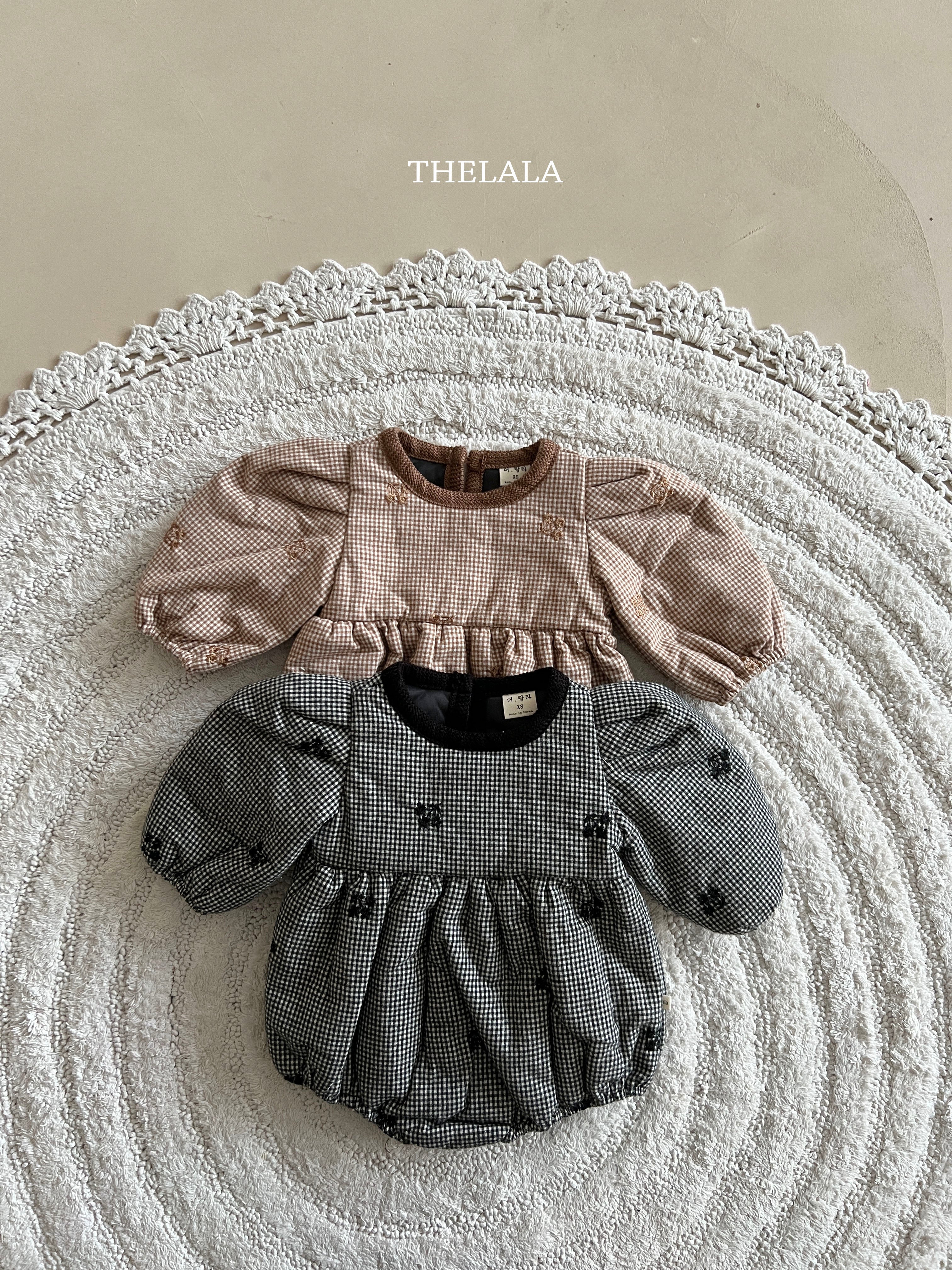 Pie Embroidery Suit
