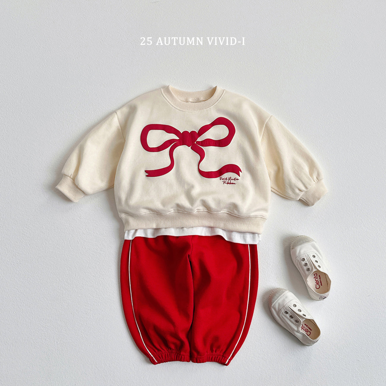 Ribbon Embossed Sweatshirt