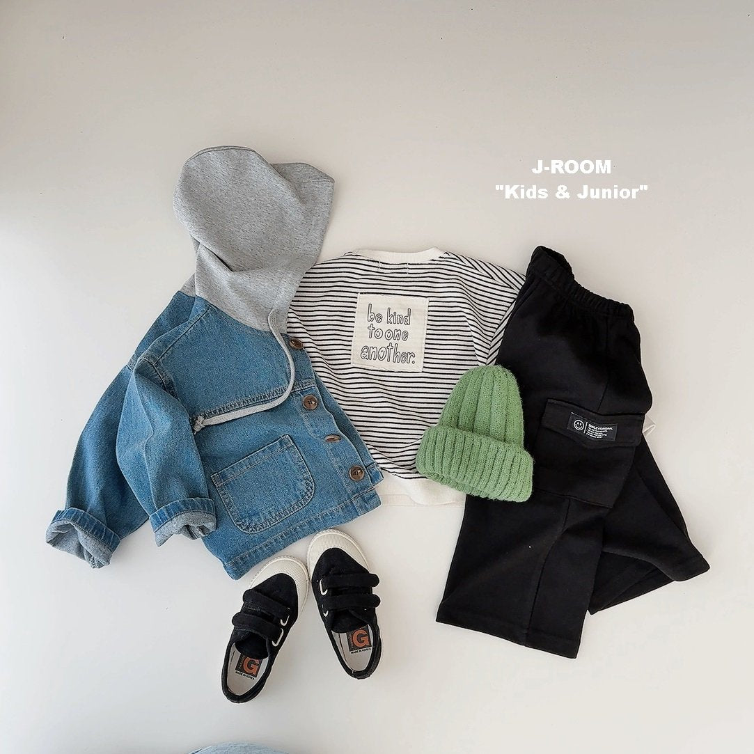 Pocket Label Wide Cargo Pants