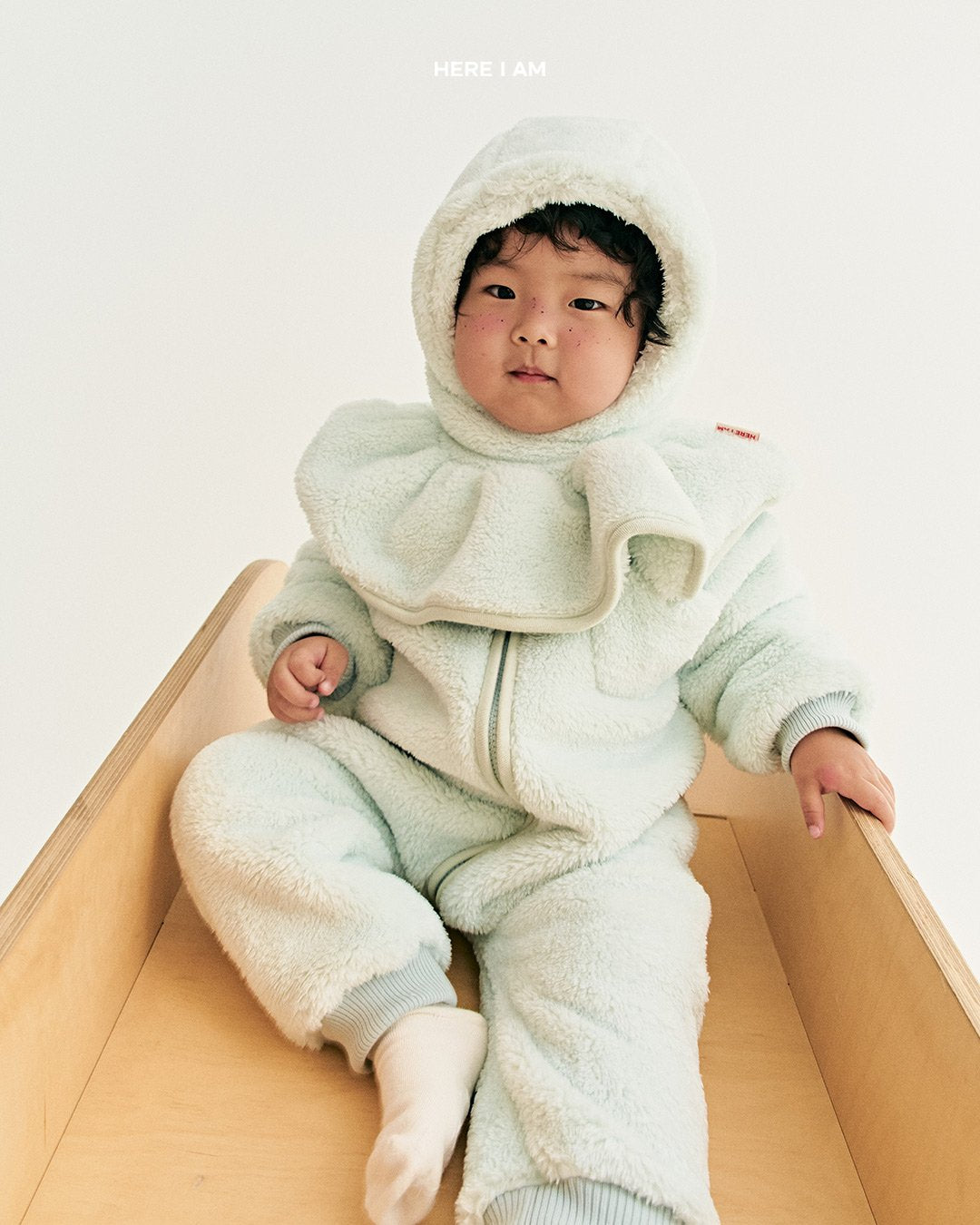 Kinder J Hat