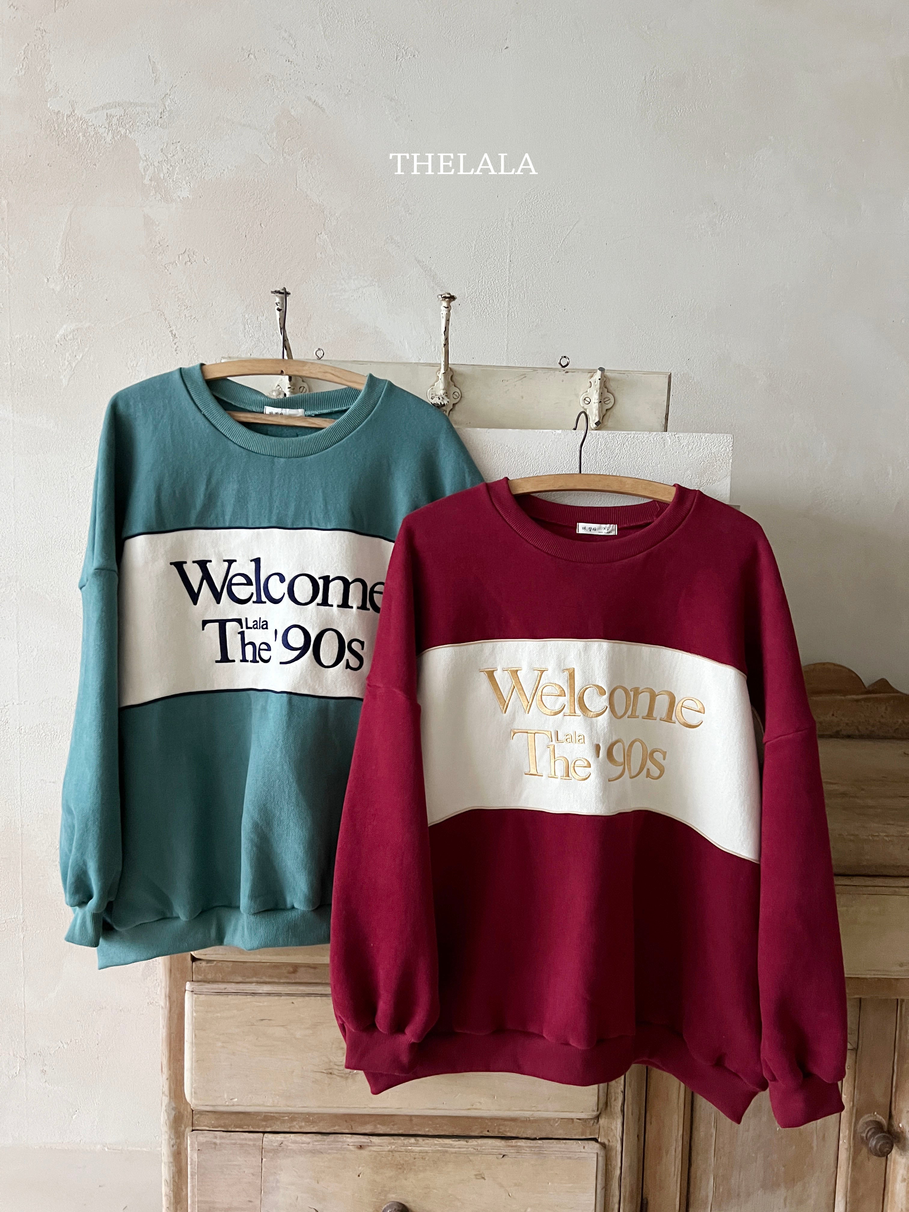 Welcome Sweatshirt (Mom)