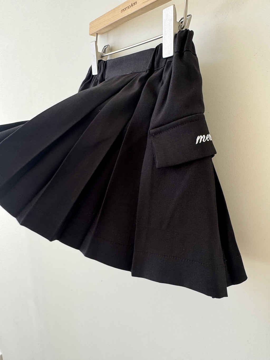 Day Pleated Skirt