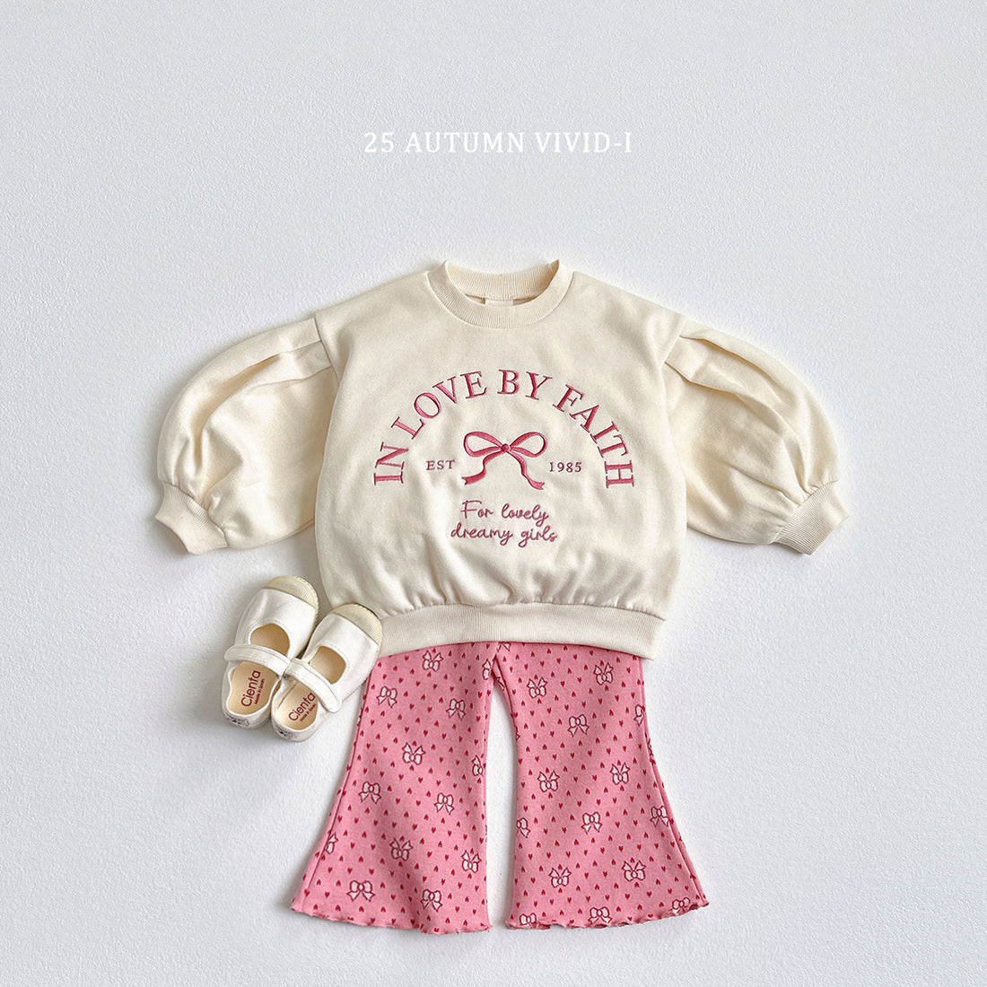 Puff Ribbon Sweatshirt