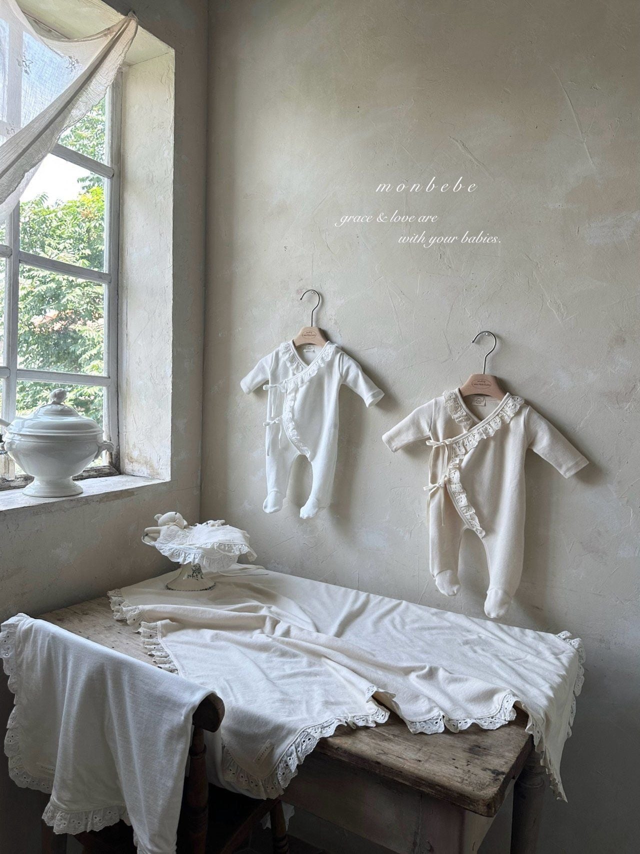 Frill Cozy Suit