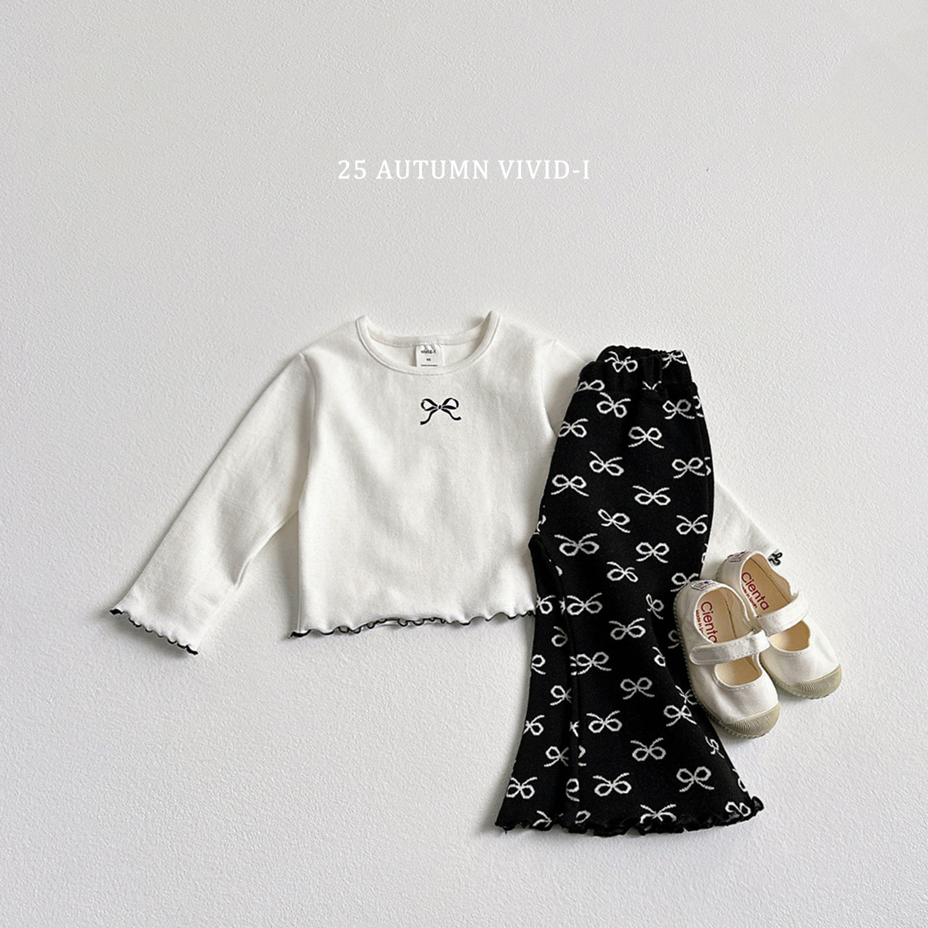 Ribbon Loose-fit T-shirt
