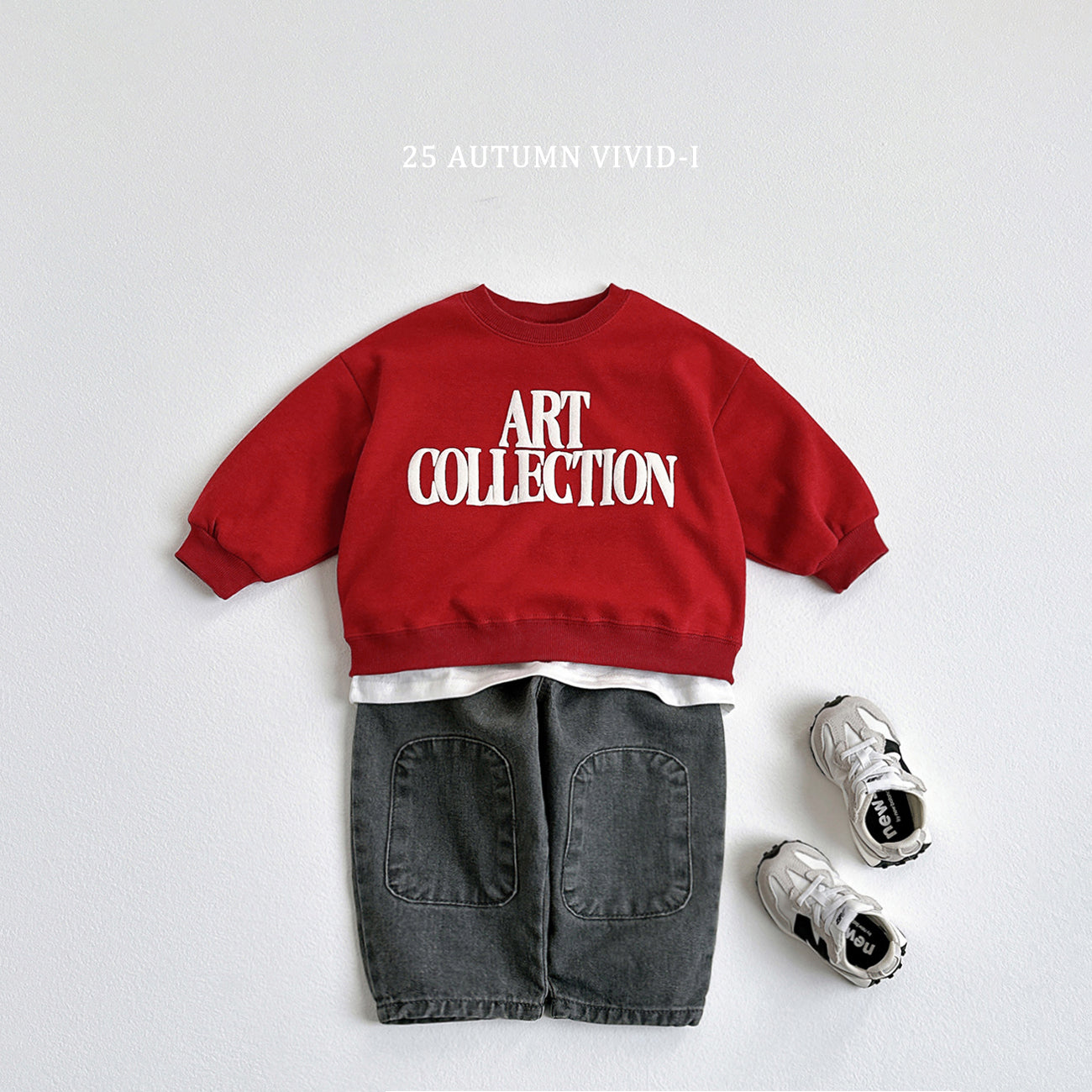 Art Embossed Sweatshirt