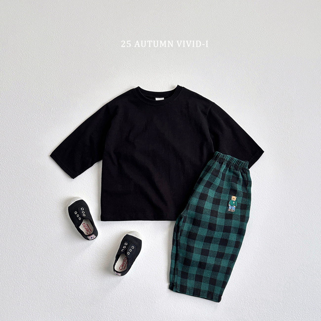 Check Bear Embroidery Pants
