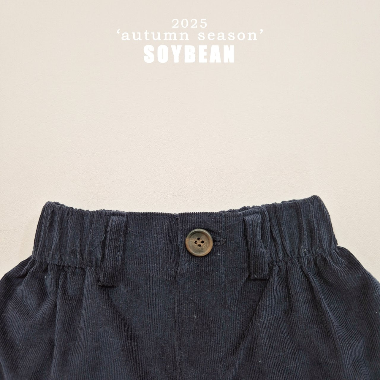 Balloon Corduroy Shorts