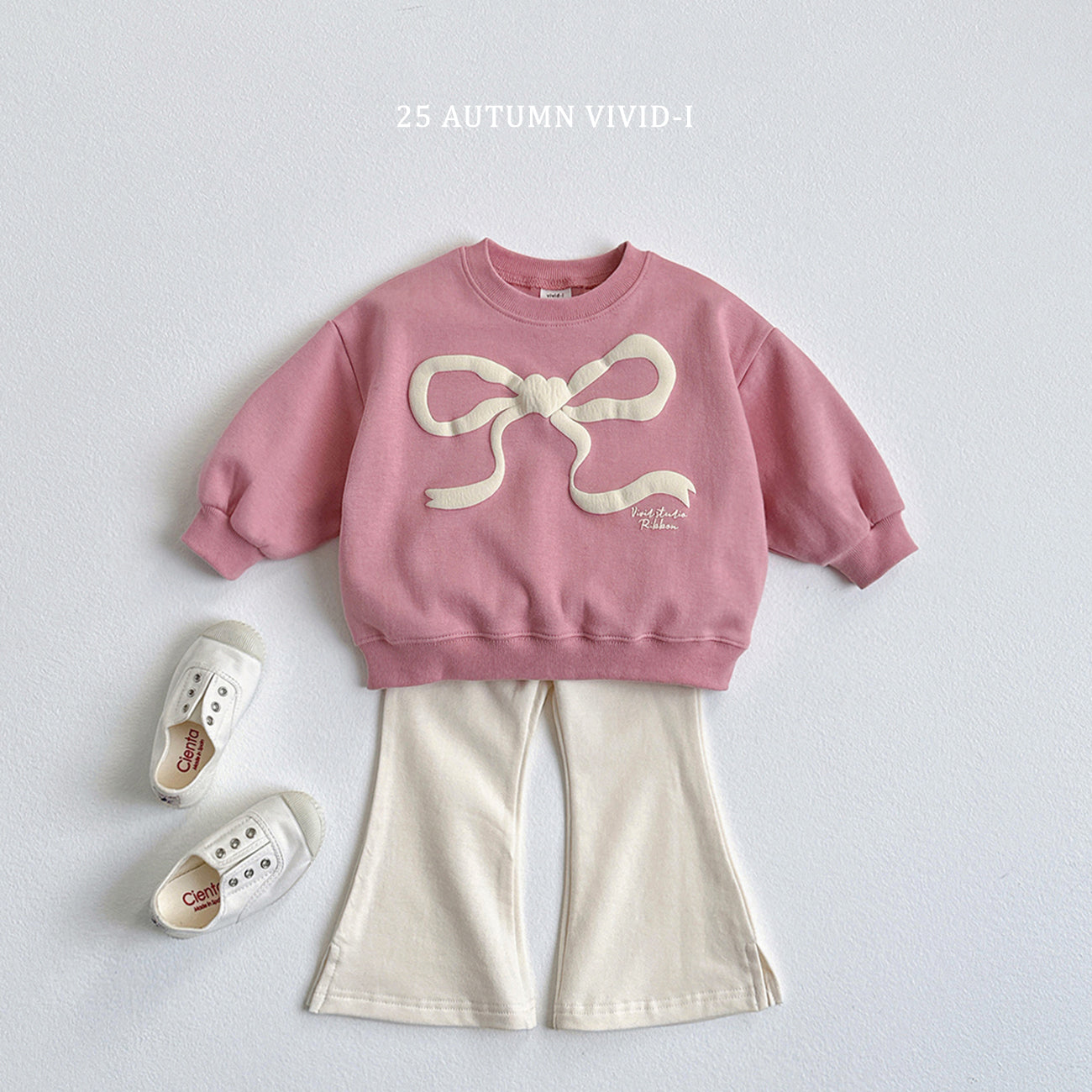Ribbon Embossed Sweatshirt