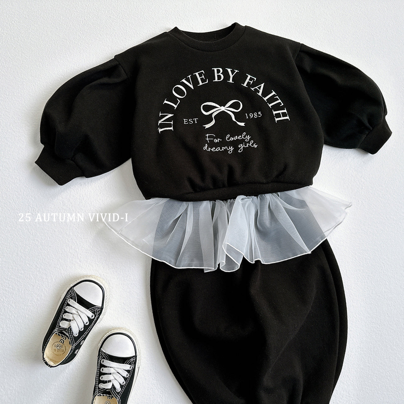 Puff Ribbon Sweatshirt