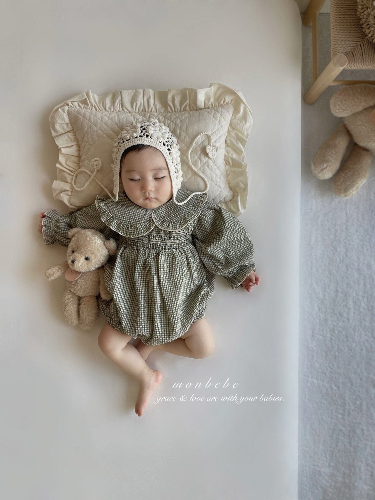 Autumn Zimmer Frill Suit