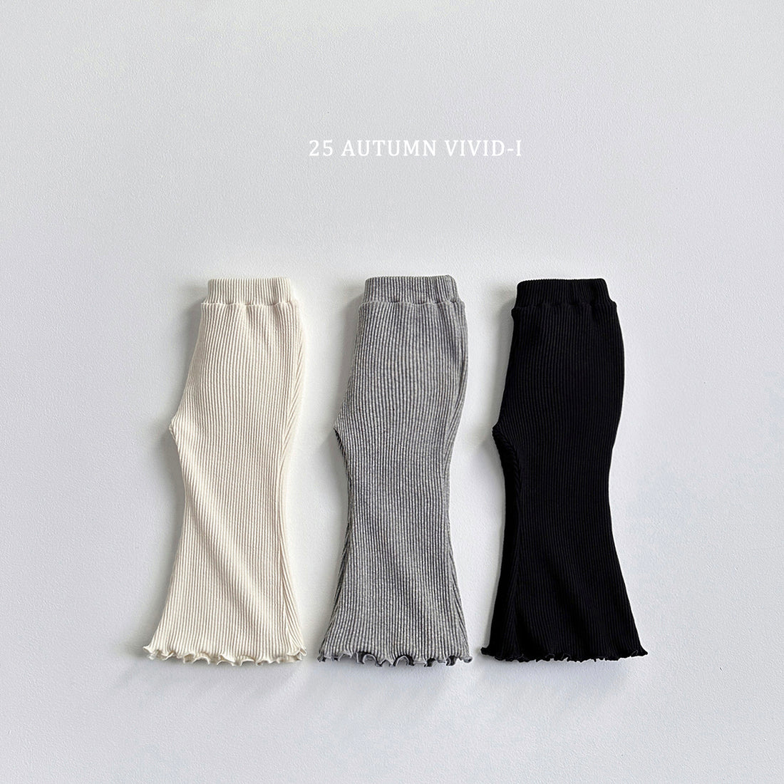 Ribbed Loose-fit Flared Pants