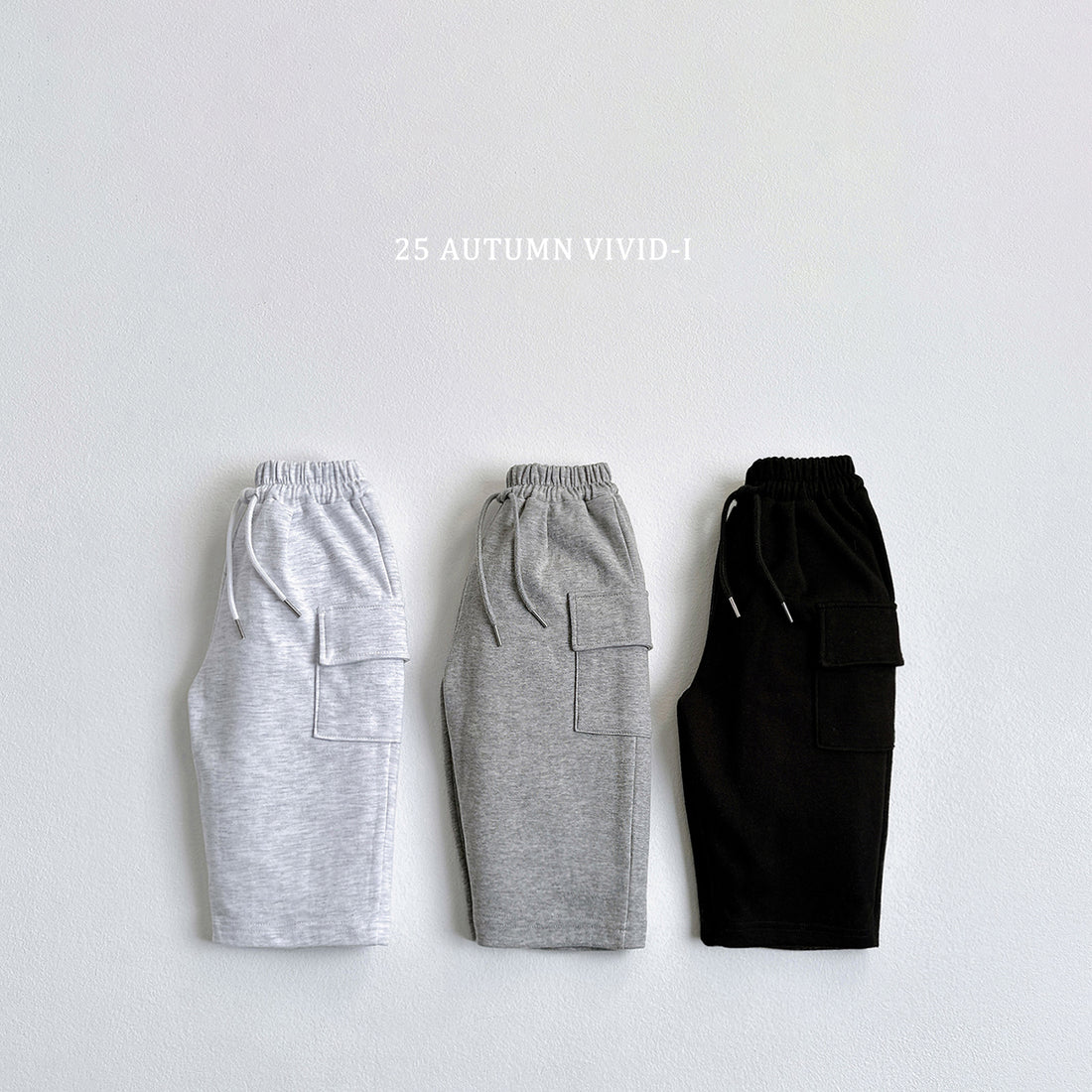 Wide-Fit Cargo String Pants