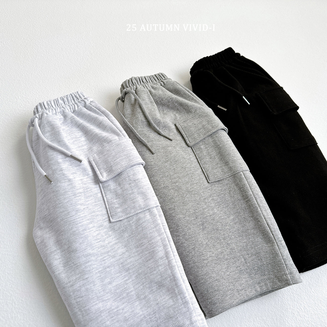 Wide-Fit Cargo String Pants