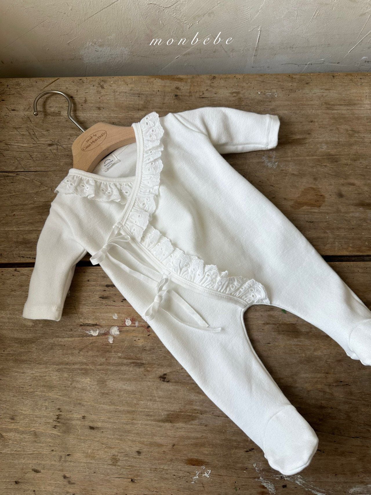 Frill Cozy Suit