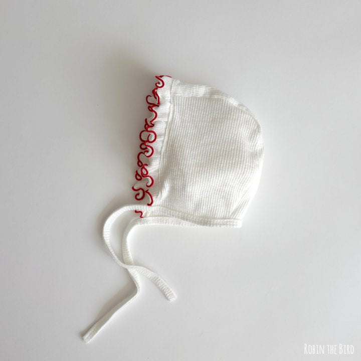 Modal Frill Bonnet