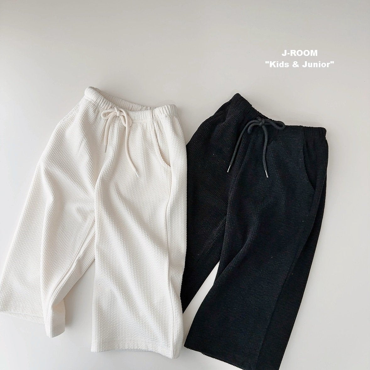 Soft Ribbed Wide Pants