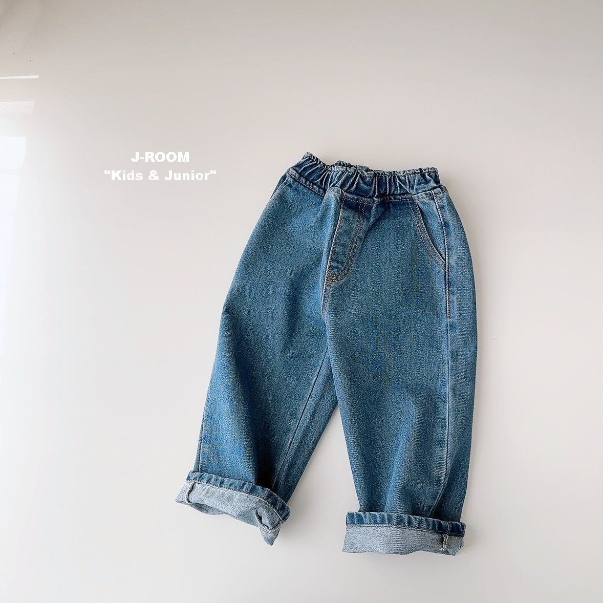 Point Label Wide Denim Pants