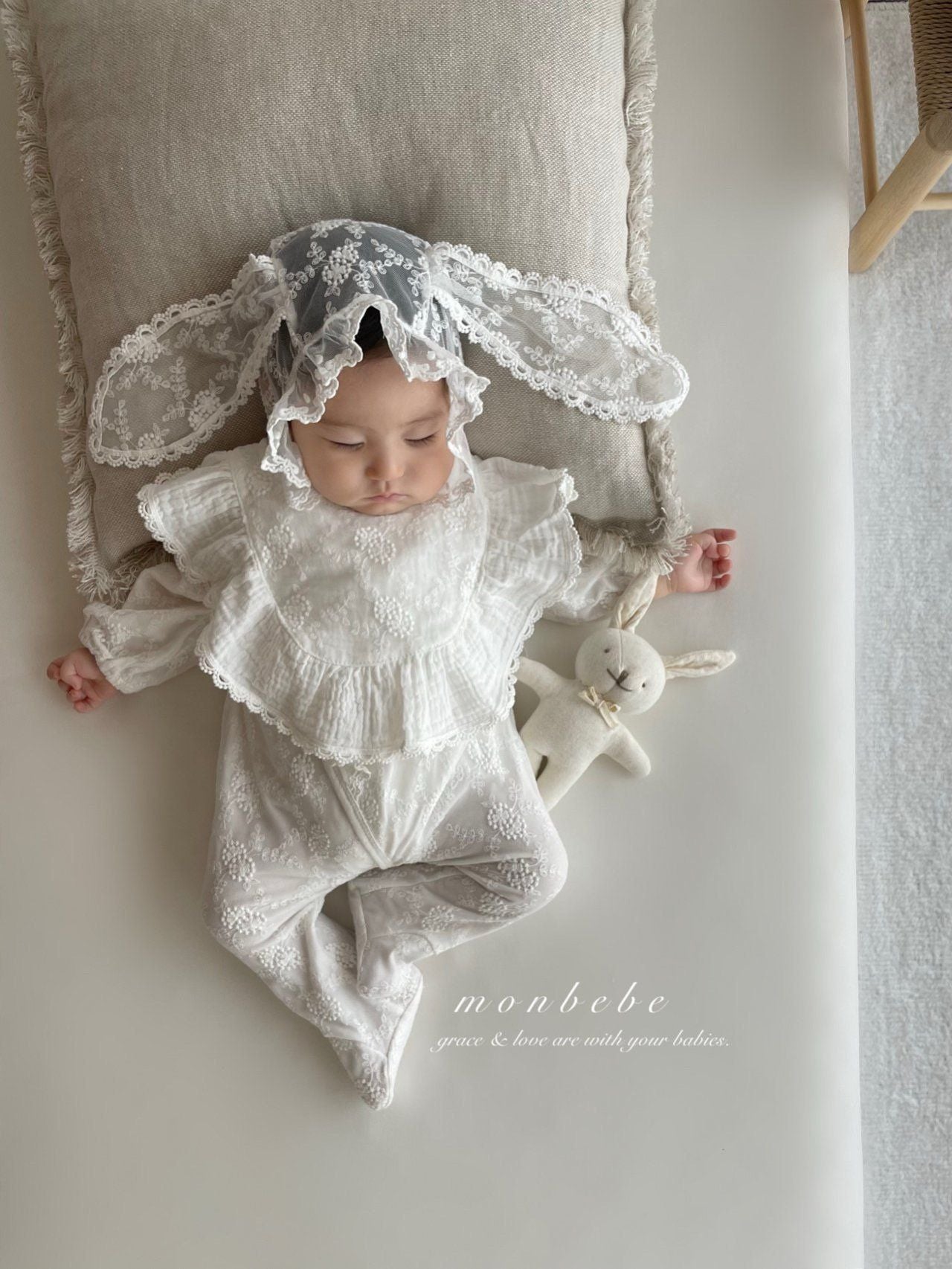 Lace Frill Vest