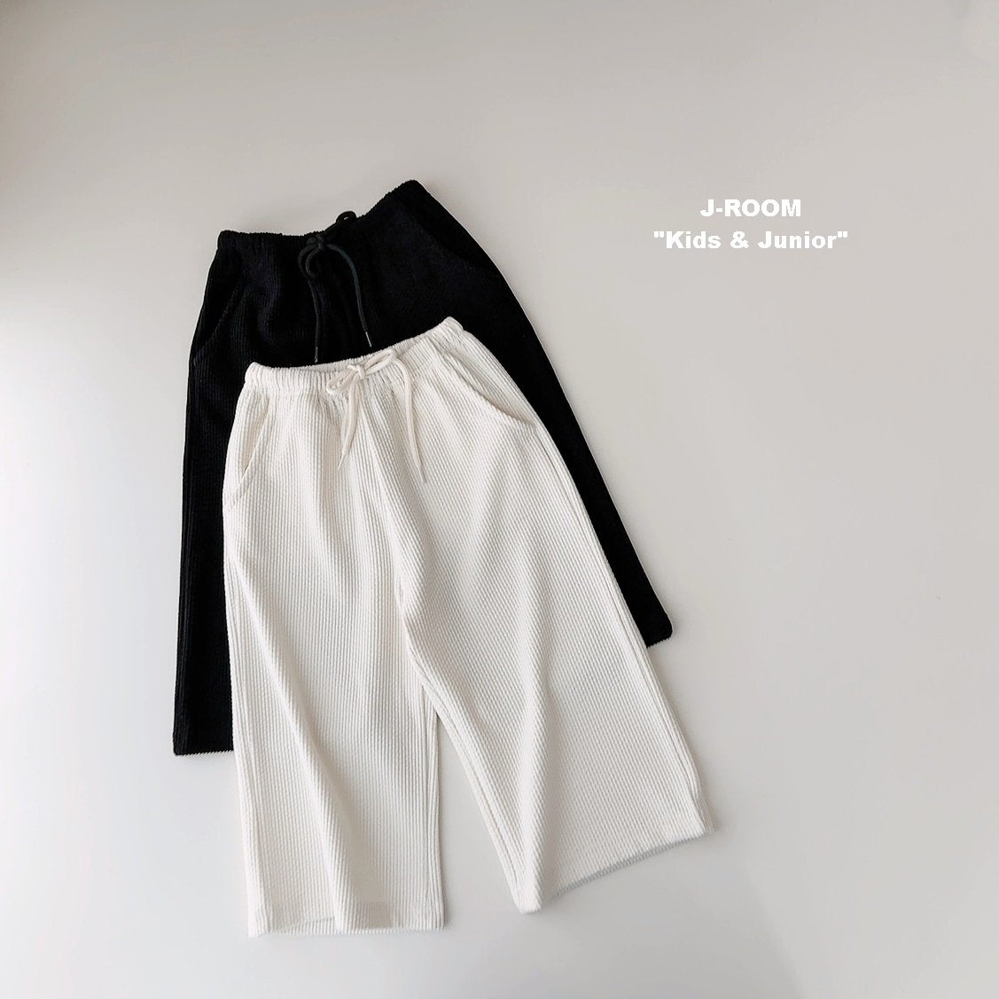 Soft Ribbed Wide Pants