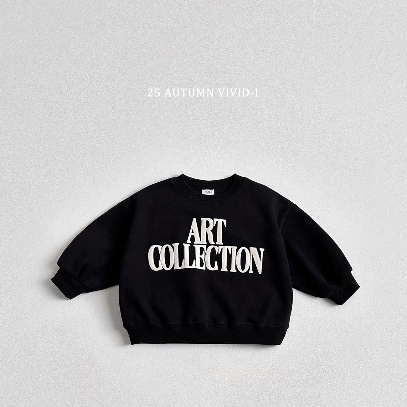 Art Embossed Sweatshirt