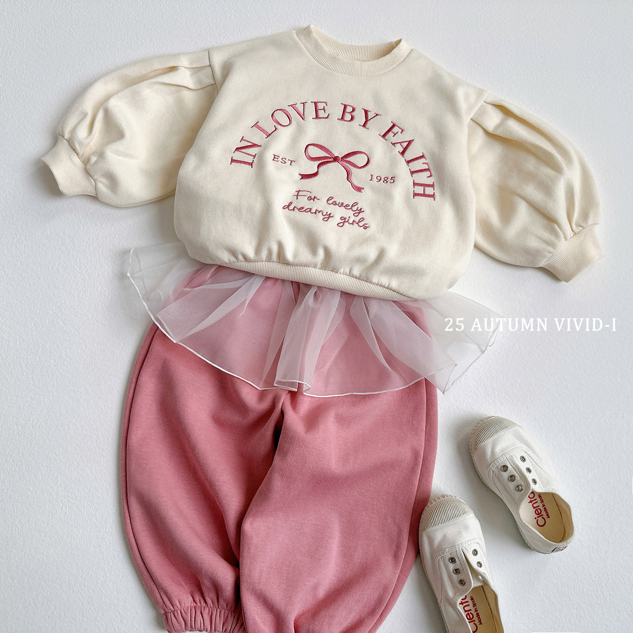 Puff Ribbon Sweatshirt