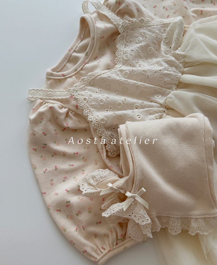 Lace Tulip Dress