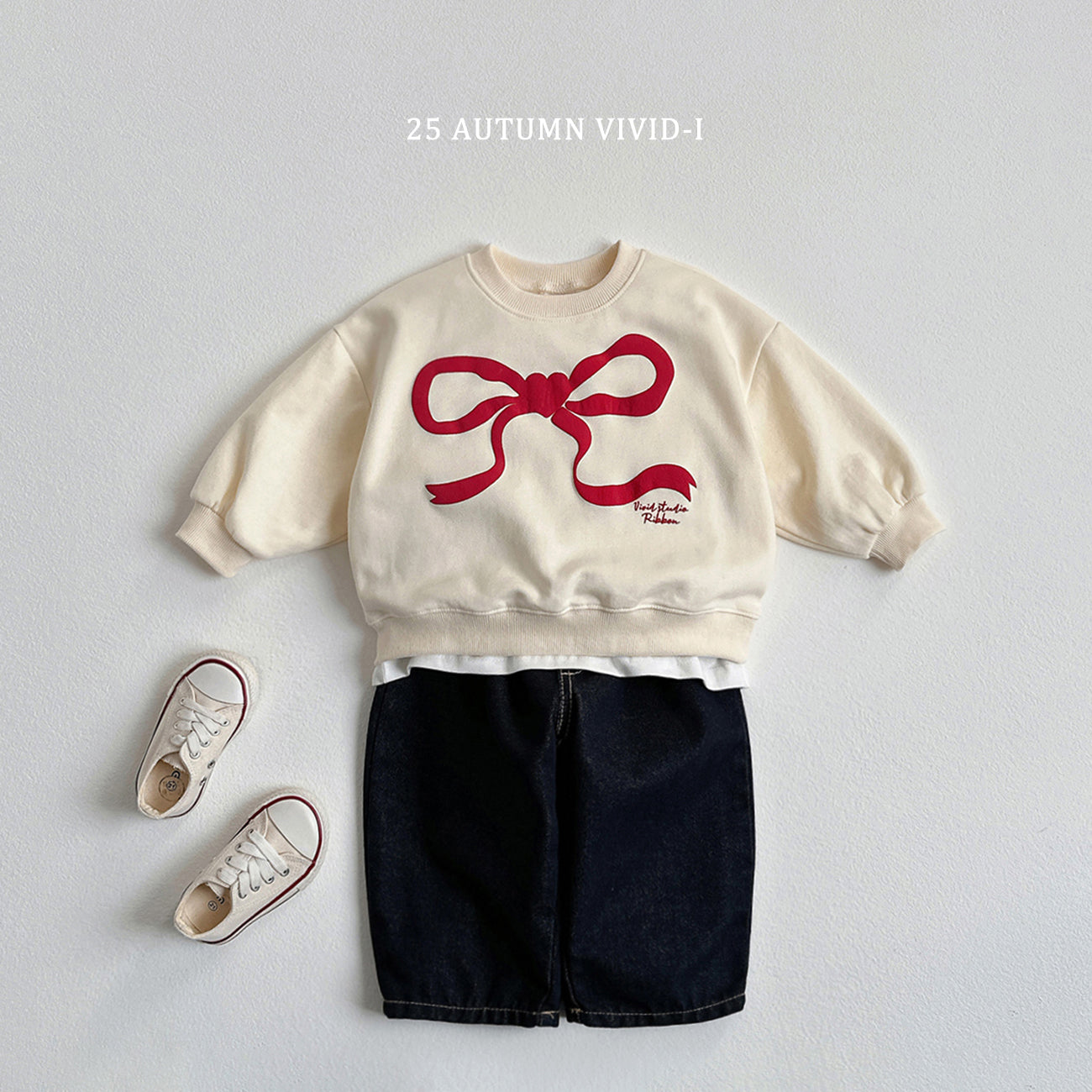 Ribbon Embossed Sweatshirt