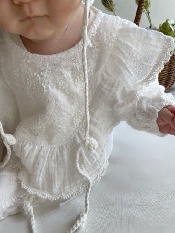 Lace Frill Vest